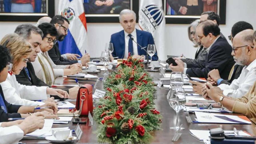 Ministro de Educación destaca necesidad de fortalecer el uso ético y efectivo de la tecnología Ministro de Educación destaca necesidad de fortalecer el uso ético y efectivo de la tecnología