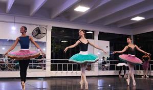 El reino del cascanueces abre oficialmente la temporada navideña en el Teatro Nacional