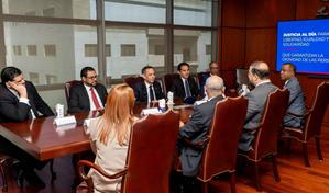 Autoridades firman acuerdo para reforzar la delimitación y titulación de áreas protegidas