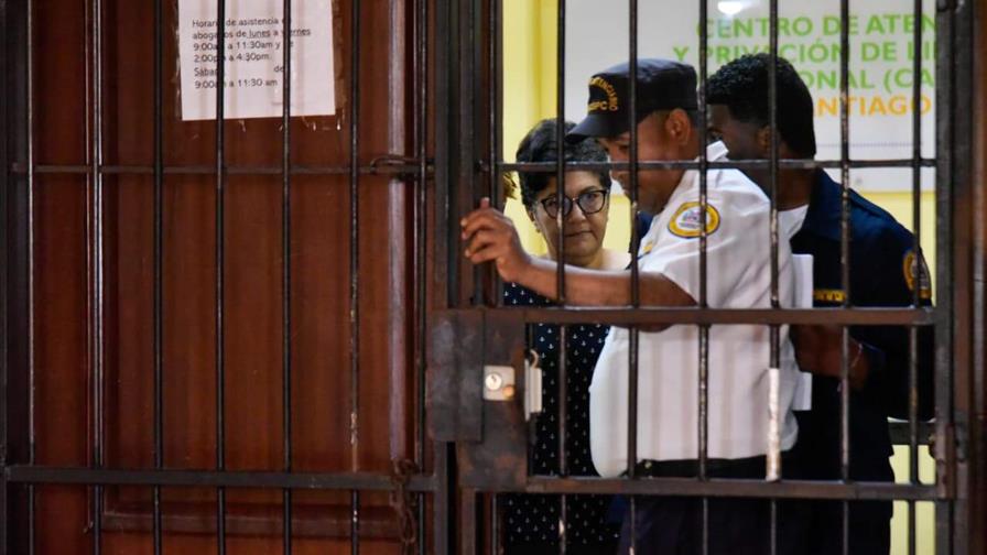 Madre revive tragedia donde murió Stephora durante proyección de video en audiencia Madre revive tragedia donde murió Stephora durante proyección de video en audiencia