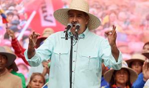 Maduro pide estar preparados para partirle los dientes a EE. UU. si hiciera falta