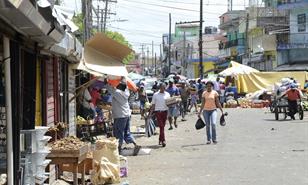 Gobierno dice m&aacute;s de 242 mil personas salieron de la pobreza en el &uacute;ltimo a&ntilde;o
