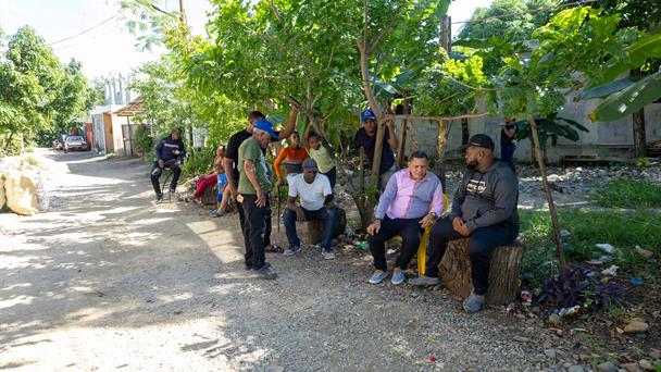 Rechazan acusación a vecino por muerte de joven entregado vivo a la PN