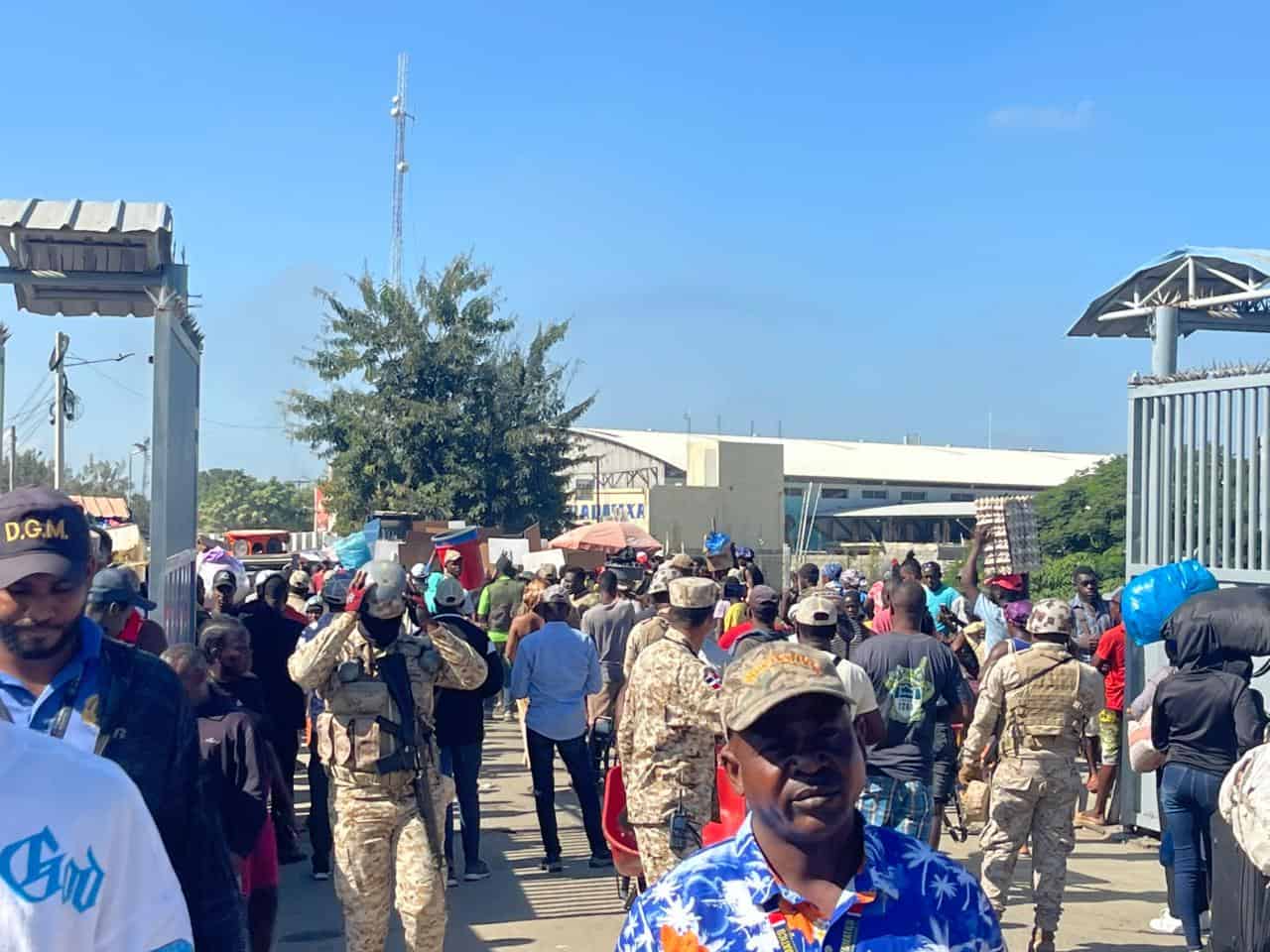 Haitians mobilize at the border due to the death of Stephora Infographic