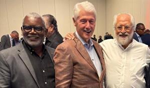 Clinton e InterEnergy apoyan recuperación de Jamaica y avance energético tras el huracán Melissa