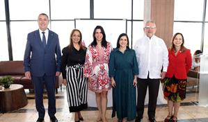 Clúster Turístico de Santo Domingo presenta avances del 2025 durante tradicional desayuno navideño