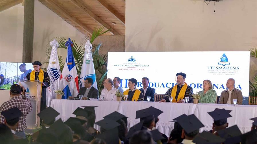 Itesmarena gradúa 77 nuevos técnicos ambientales en su Tercera Graduación Ordinaria Itesmarena gradúa 77 nuevos técnicos ambientales en su Tercera Graduación Ordinaria