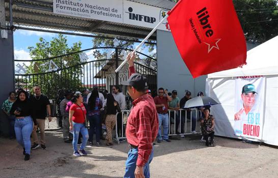 Honduras inicia con retraso escrutinio especial de presidenciales del 30 de noviembre