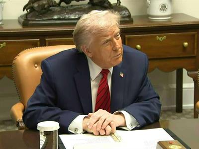 Latinos se arrepienten de haber votado por Donald Trump