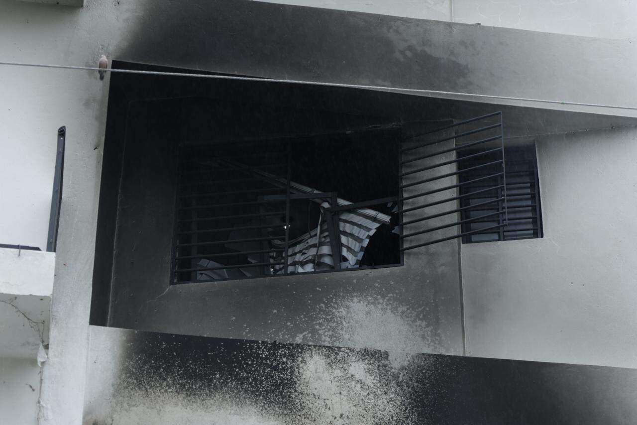 Daños causados por el incendio en la torre Intempo, en el sector Villa Marina.