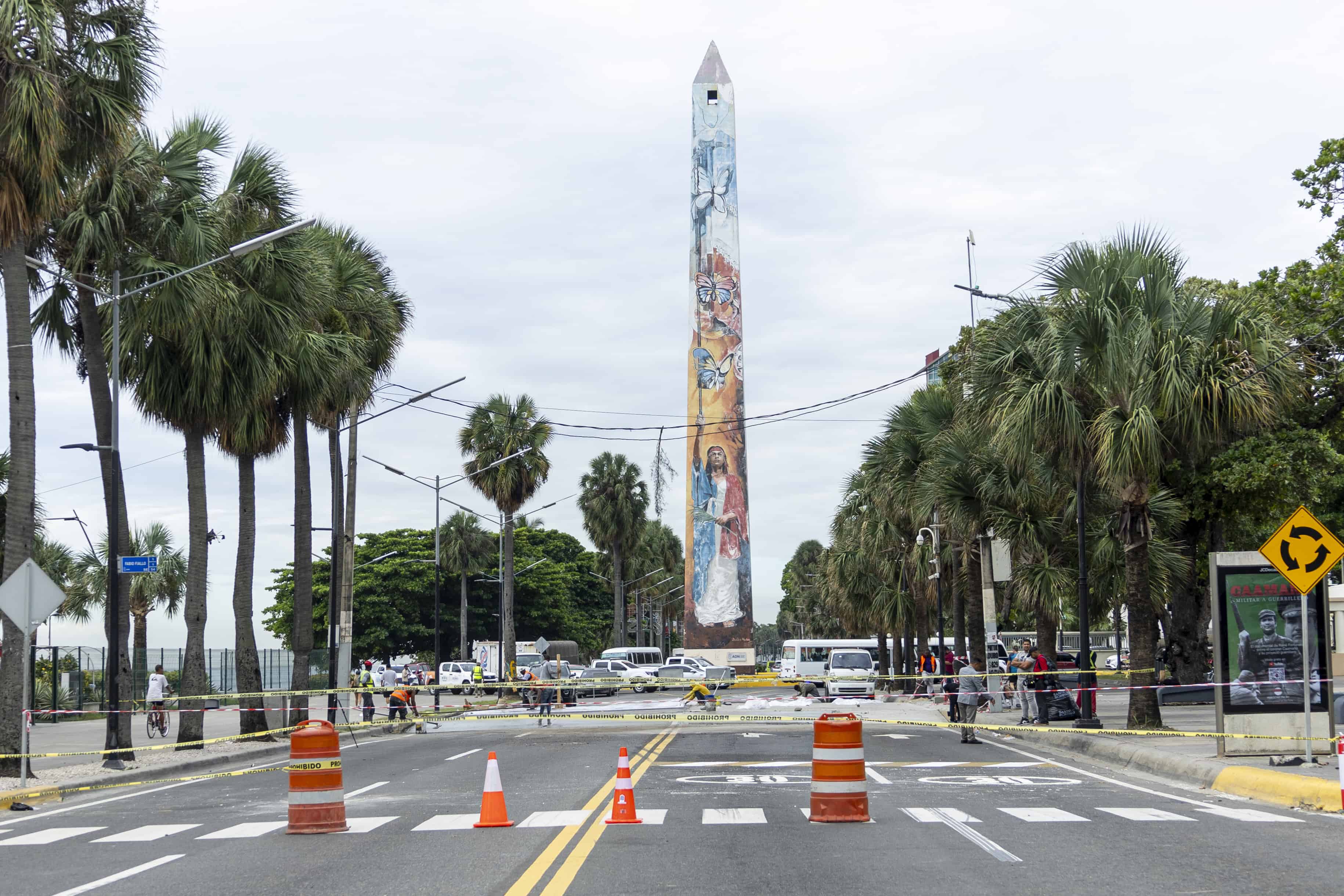 Los trabajos se realzian próximo al obelicto del parque Eugenio Maria de Hostos.