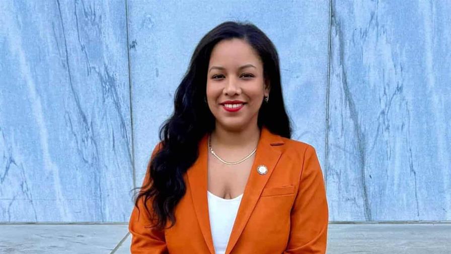Amanda Séptimo busca ser la primera mujer dominicana en el Congreso de EE. UU. Amanda Séptimo busca ser la primera mujer dominicana en el Congreso de EE. UU.
