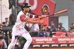 Johan Rojas se siente honrado de vestir la chaqueta del Clásico Mundial de Béisbol Johan Rojas se siente honrado de vestir la chaqueta del Clásico Mundial de Béisbol