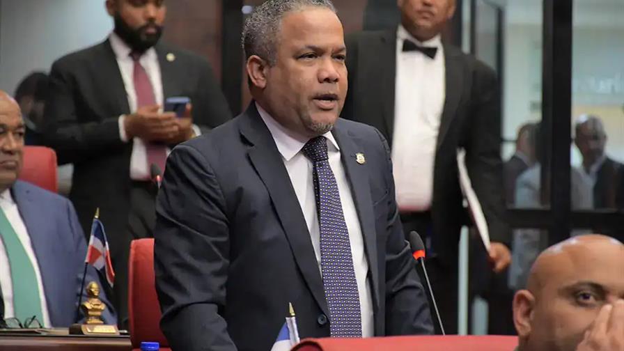 Senador Héctor Acosta dice que encabeza intención de voto en Monseñor Nouel