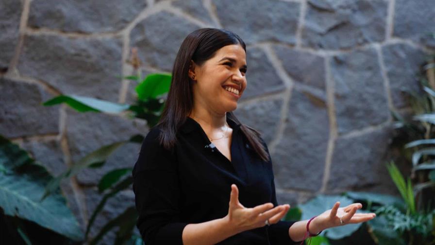La actriz America Ferrera llama a humanizar la migración en visita a albergue en México La actriz America Ferrera llama a humanizar la migración en visita a albergue en México