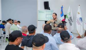 Productores de Montecristi y Dajab&oacute;n recibir&aacute;n RD$23 millones para proyectos de energ&iacute;a solar