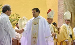 Ratifican por cuatro a&ntilde;os m&aacute;s al reverendo Secilio Espinal como rector de la Pucmm