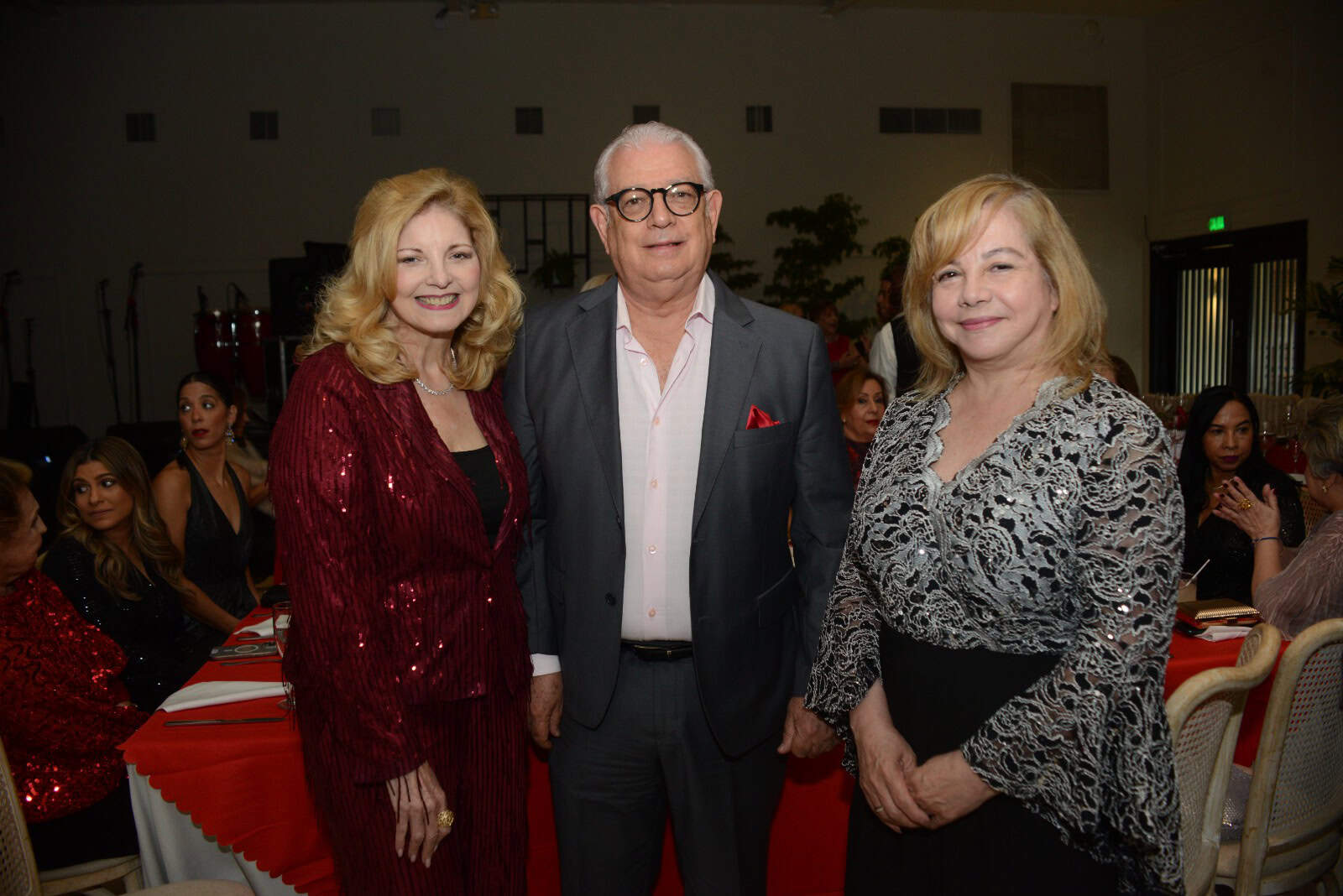 Leonor Gautier, José Rafael Espaillat y Carmen Medina