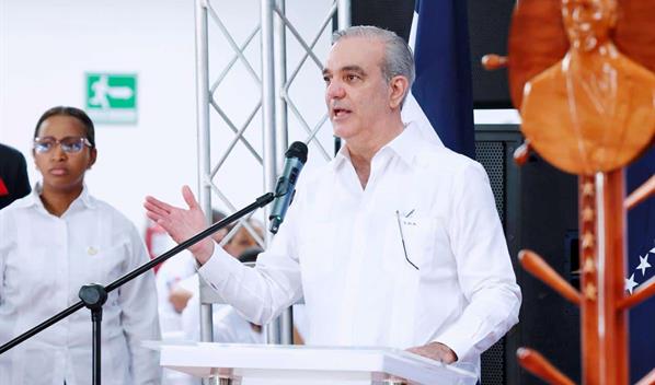 Presidente Abinader asegura construcci&oacute;n de la carretera El Seibo–Miches es fundamental