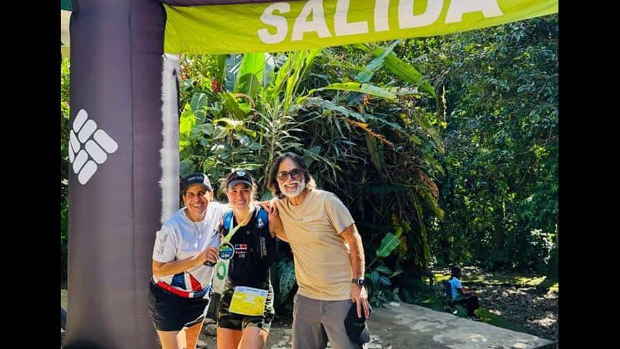 Heyaime establece un nuevo récord femenino y Feliz conserva su tiempo para el Pico Duarte Express Heyaime establece un nuevo récord femenino y Feliz conserva su tiempo para el Pico Duarte Express