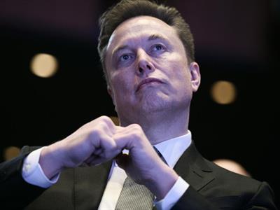 ¿Por qué posible salida a Bolsa de SpaceX da tanto que hablar?