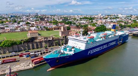 El ferry moviliza a 44,590 visitantes al a&ntilde;o desde hace un cuarto de siglo
