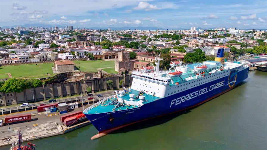 El ferry moviliza a 44,590 visitantes al año desde hace un cuarto de siglo El ferry moviliza a 44,590 visitantes al año desde hace un cuarto de siglo