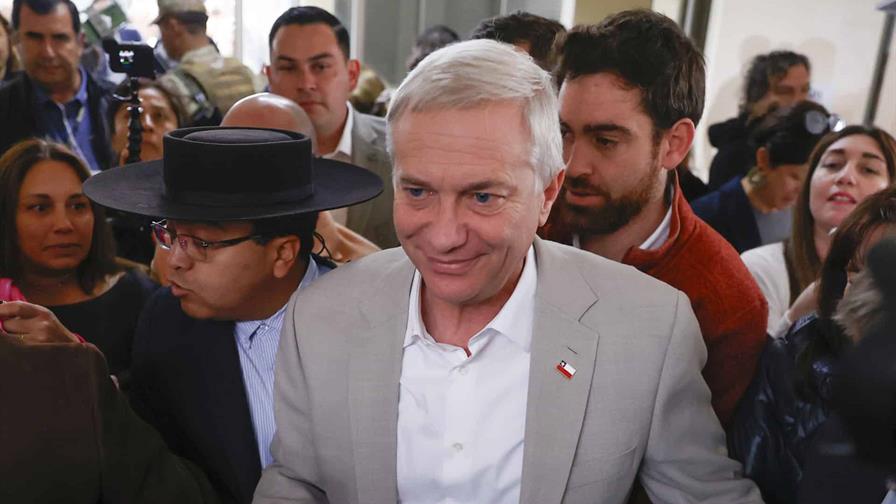 El ultraderechista José Antonio Kast gana por amplio margen las presidenciales de Chile El ultraderechista José Antonio Kast gana por amplio margen las presidenciales de Chile