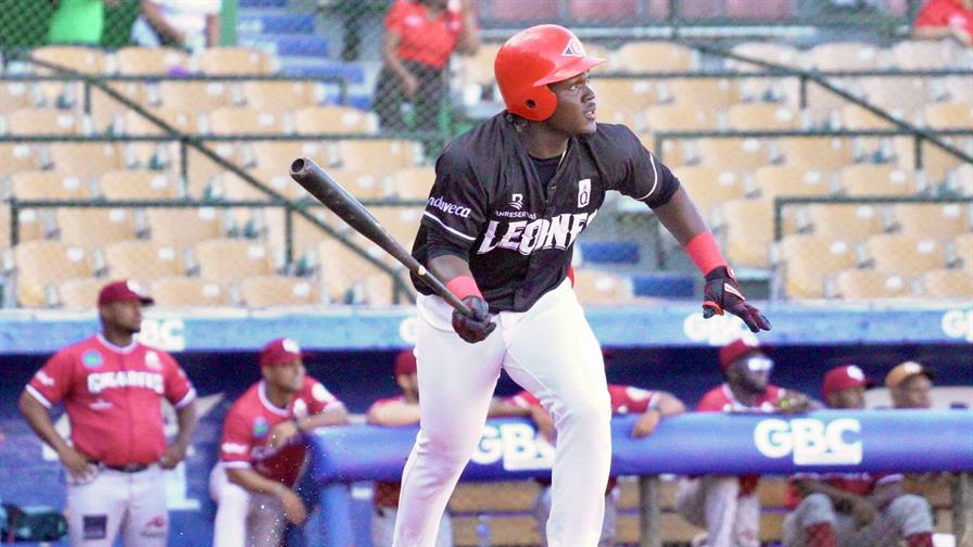 Video | Héctor Rodríguez conecta dos triples y los Leones escalan al cuarto puesto Video | Héctor Rodríguez conecta dos triples y los Leones escalan al cuarto puesto