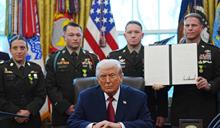 Trump firma orden ejecutiva para declarar al fentanilo como arma de destrucci&oacute;n masiva