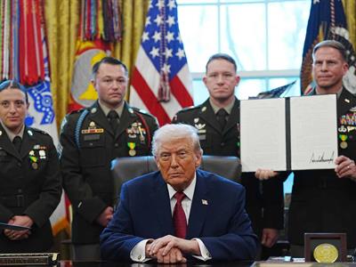 Trump evalúa reclasificar marihuana como droga una menos peligrosa