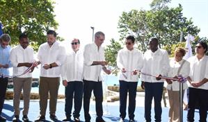 Abinader y Collado inauguran remodelado parque submarino La Caleta