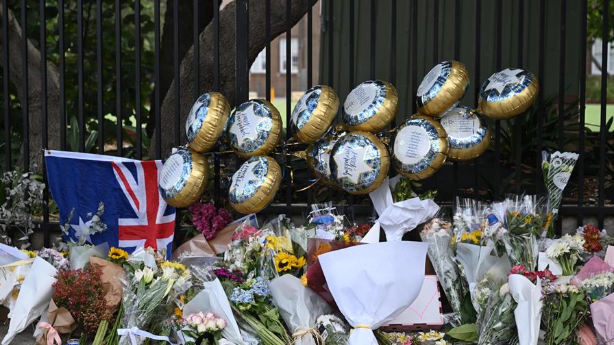 Al menos 16 muertos, entre ellos una niña, y 40 heridos en el atentado en Sídney Al menos 16 muertos, entre ellos una niña, y 40 heridos en el atentado en Sídney