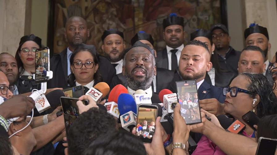 Cinco querellantes se constituyen contra los imputados del caso Senasa Cinco querellantes se constituyen contra los imputados del caso Senasa