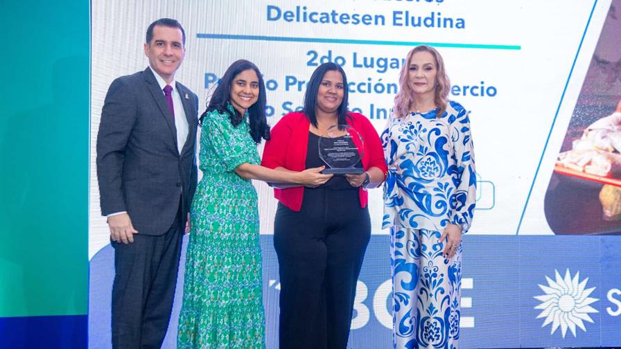 FDD vuelve a destacar en Premios BCIE-Solidarios a la Microempresa 2025 FDD vuelve a destacar en Premios BCIE-Solidarios a la Microempresa 2025