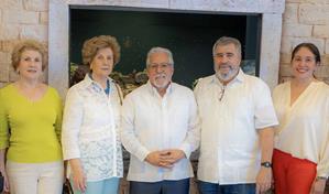 Asociaci&oacute;n Dominicana de Belenistas y &Aacute;gora inauguran exposici&oacute;n "Nacimiento del Ni&ntilde;o Jes&uacute;s"