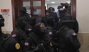 Siete imputados en caso Senasa trasladados a c&aacute;rcel Las Parras; aseguran no tendr&aacute;n privilegios