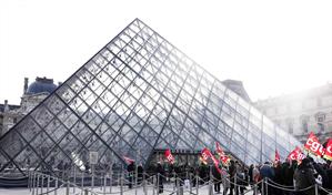 El Louvre, cerrado de nuevo este lunes por huelga