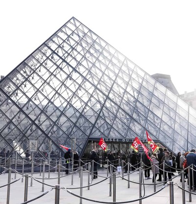 El Museo Louvre enfrenta crisis tras inundaci&oacute;n y cierre de salas importantes