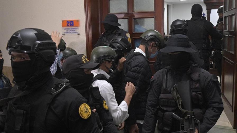 Tres horas después, aún no inicia la medida de coerción en caso Senasa Tres horas después, aún no inicia la medida de coerción en caso Senasa