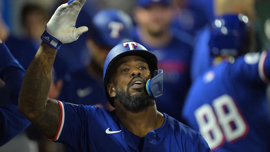 Adolis García firma con los Filis por un año Adolis García firma con los Filis por un año