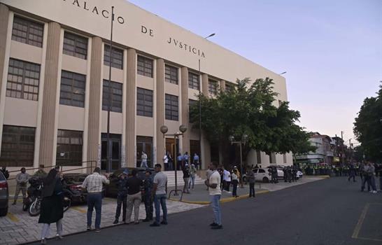 Caso Senasa 2.0: m&eacute;dicos cobraban por consultas falsas y luego repart&iacute;an parte del dinero