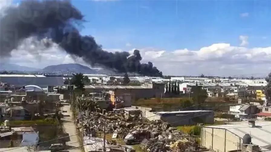 Una avioneta cae en el centro de México; al menos hay seis muertos Una avioneta cae en el centro de México; al menos hay seis muertos