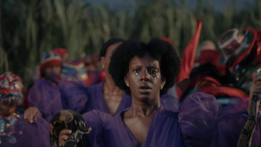 Yelidá Díaz nominada en los Premios La Silla 2025 por su papel en Sugar Island Yelidá Díaz nominada en los Premios La Silla 2025 por su papel en Sugar Island