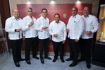 Bodegas Garris presenta nueva imagen corporativa y la línea de Ron Bacanal