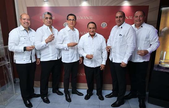 Bodegas Garris presenta nueva imagen corporativa y la l&iacute;nea de Ron Bacanal