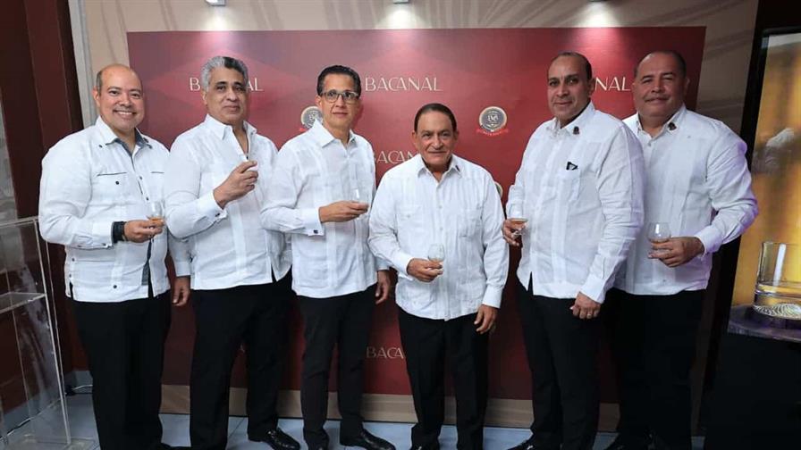 Bodegas Garris presenta nueva imagen corporativa y la l&iacute;nea de Ron Bacanal
