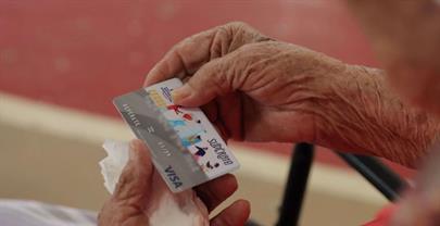 El 38.5 % de los hogares dominicanos recibi&oacute; el subsidio de alimentaci&oacute;n