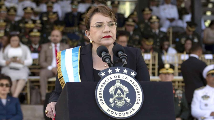 Xiomara Castro se despide de la Presidencia de Honduras: Gracias por resistir junto a mí Xiomara Castro se despide de la Presidencia de Honduras: Gracias por resistir junto a mí