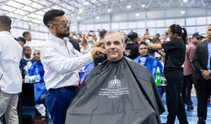 Luis Abinader se recorta en el polideportivo Nuevo Domingo Savio
